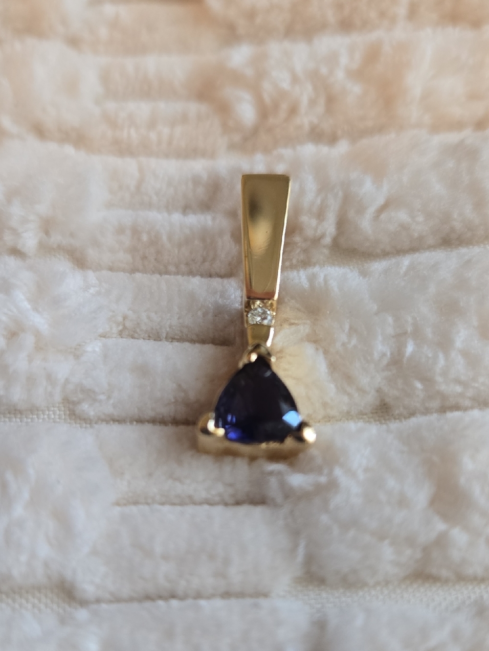 Yellow Gold & Tanzanite Diamond Pendant